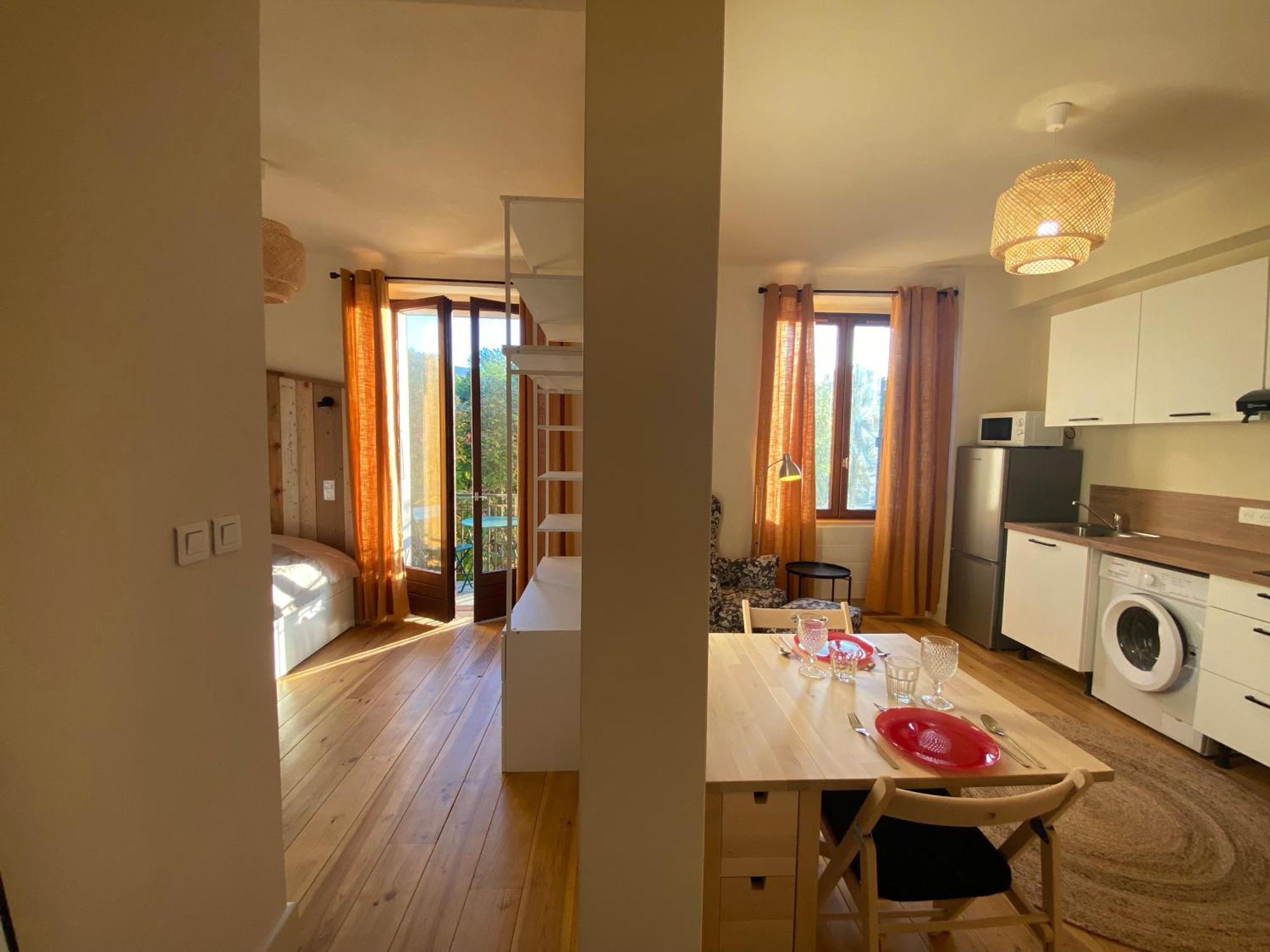T2 Cocon Avec Balcon Et Parking Daire La Roche-sur-Foron Dış mekan fotoğraf