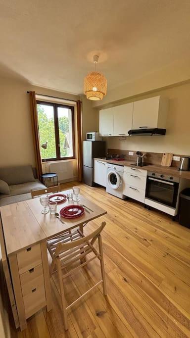 T2 Cocon Avec Balcon Et Parking Daire La Roche-sur-Foron Dış mekan fotoğraf